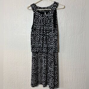White House Black Market Black & White Geometric Dress Women Size 10